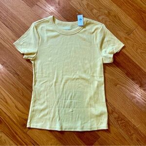 NWT 💛 Old Navy 💛| Women’s Short Sleeve Crewneck Tee - Pale Yellow, size L (Tall)
